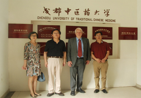 悉尼科技大學Bruce Milthorpe教授來成都中醫(yī)藥大學交流
