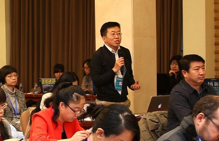 鳳凰衛(wèi)視記者：如何看待中藥材價格暴漲？