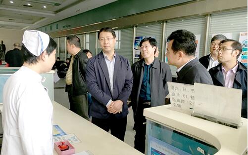 價格調了服務好了 百姓受益醫(yī)有尊嚴