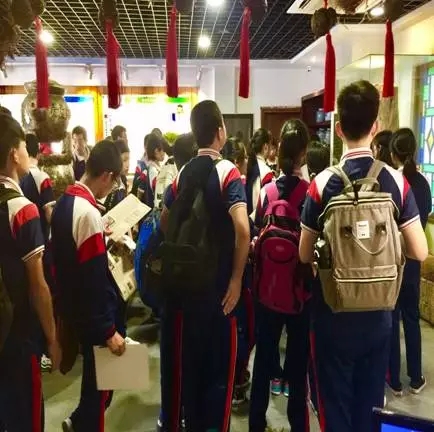  一起參觀學習鎮(zhèn)館之寶“沉香”