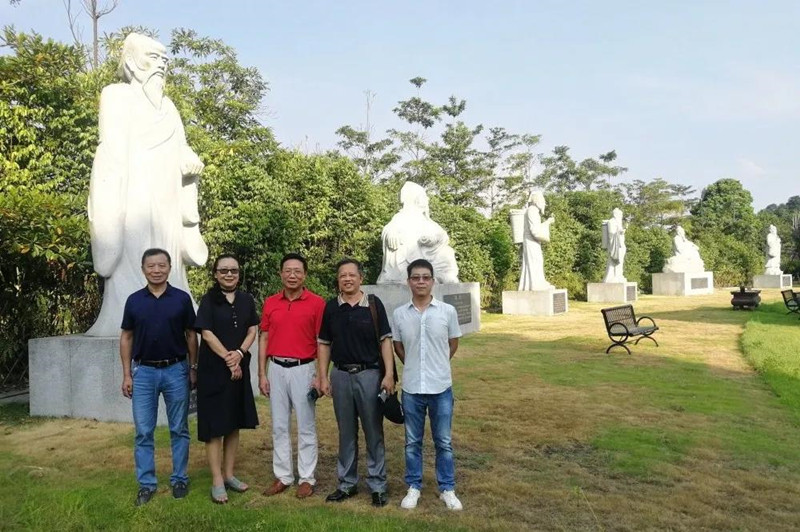 中國(guó)民主促進(jìn)會(huì)廣州市委員會(huì)領(lǐng)導(dǎo)蒞臨我園參觀調(diào)研